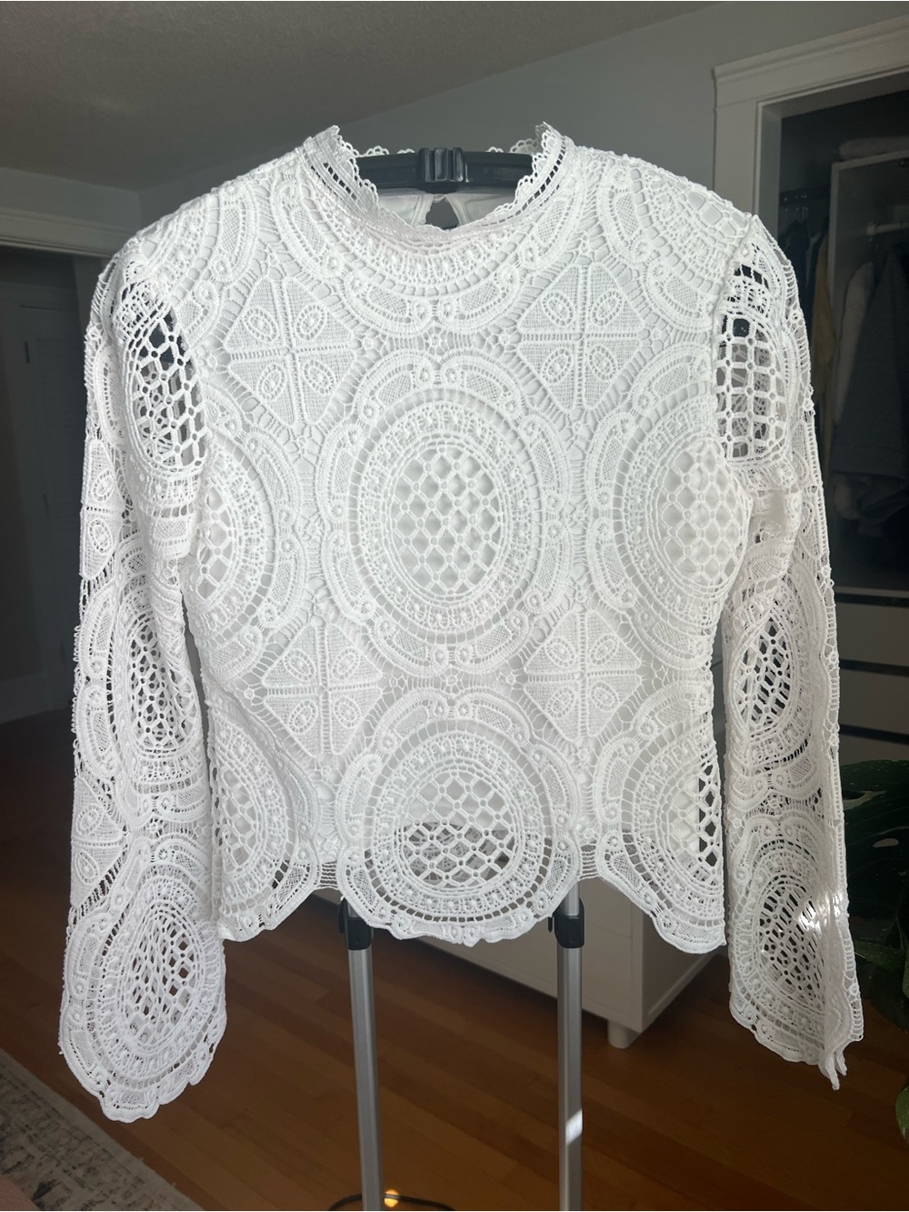 White Crochet Lace Long-Sleeve Top